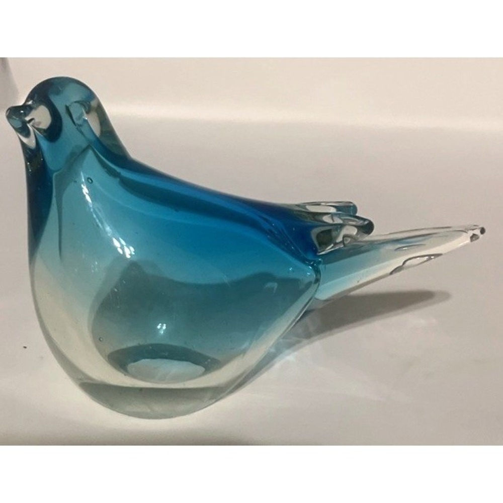 RARE HAND BLOWN GLASS BLUE Sparrow BIRD Of Happiness Style FIGURINE 5" w x 3" h - Picture 2 of 9